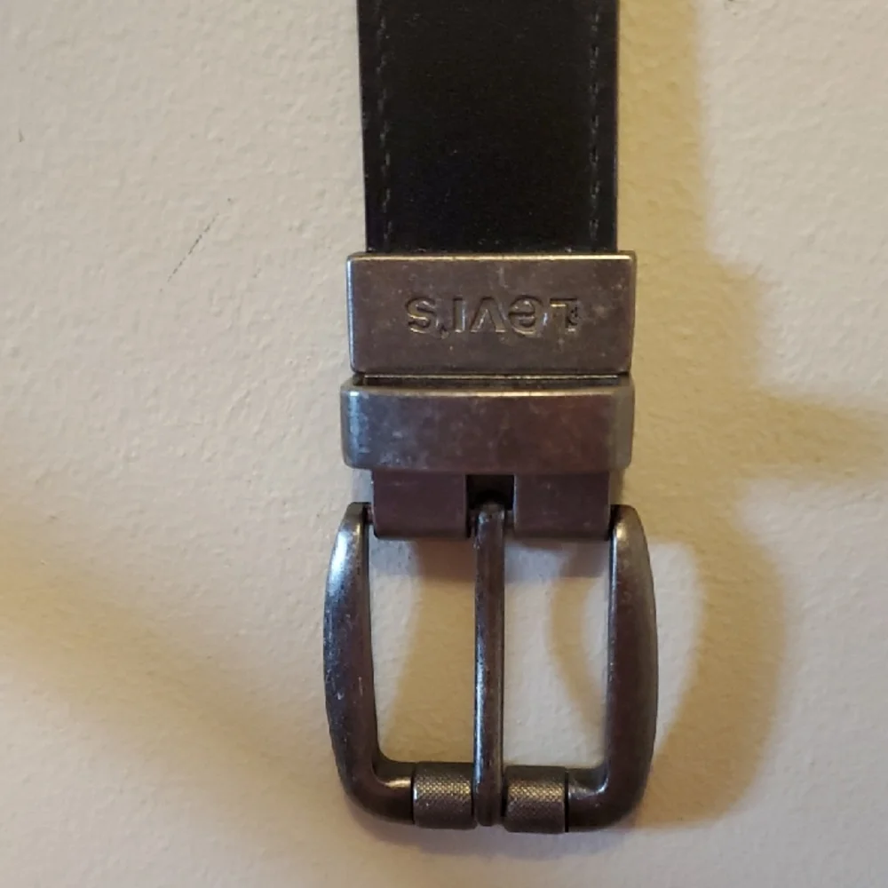 Levi's Dark Leather Belt with Metallic Buckle